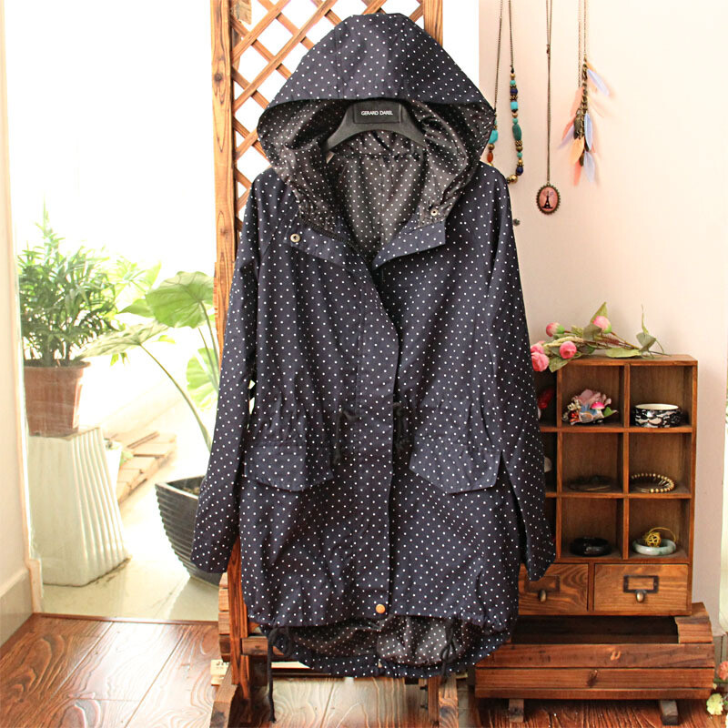 韩版清新森女森林系波点圆点连帽前短后长风衣外套