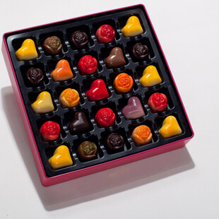 艾蜜莉 情人节巧克力礼盒 25颗炫彩铁盒系 手工巧克力礼盒
