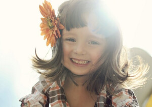 灿烂的笑容都美翻了。