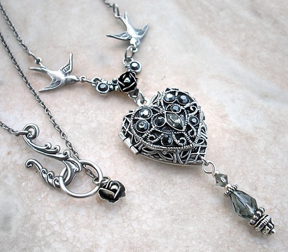 Personalized Heart Locket Necklace Swarovski Crystal Romantic Necklace