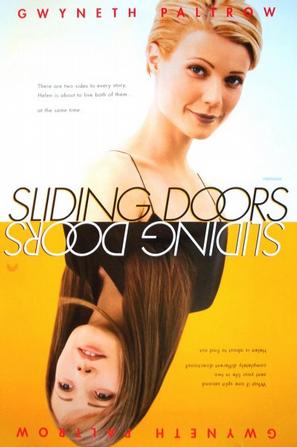 双面情人 Sliding Doors 身为公关经理的海伦（Gwyneth Paltrow 饰）却在某天早上遭遇了失业的打击，她满怀失落地走向地铁，命运就在滑动门的左右发生变化。 赶上地铁的海伦回到家发现男友的奸情，使得劳燕分飞。为了迎接新的生活，海伦改变了发型，在电梯间邂逅了富有魅力的男子詹姆斯（John Hannah 饰）。新的恋情悄然开始…… 错过地铁的海伦也错过了男友与情人欢愉的场面，他们的恋情仍在继续。男友小心周旋在两个女人之间，却难免有败露的一天…… 滑动门机械地一开一关，命运随之悄然改变。 