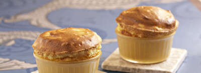 http://cn.bing.com/images/search?q=souffle&view=detail&id=A4B5A1F6F920370DAA5352B3E48D3F2667F0CE8B&first=413&qft=+filterui%3aimagesize-large&FORM=IDFRIR