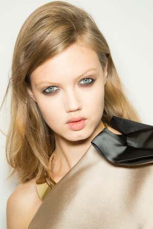 lindsey wixson