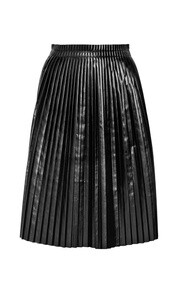 ON TREND: PLEATED SKIRTS Knife pleated skirts. Also ON TREND Black & White. Add a White Lace top/cardigan/blouse & cami