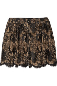 ON TREND LACE EMILIO PUCCI Ruched lace shorts