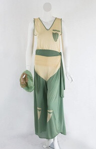 Silk knit lounging outfit with matching boudoir cap, 1920s.