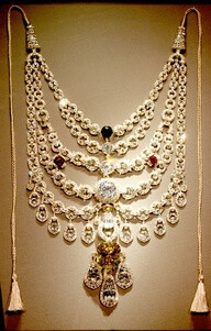 The Patiala Necklace - 1928 - by Cartier Paris - De Beers Diamond - Made for Bhupinder Singh, Maharaja of Patiala - Style: Art Deco - @Mlle