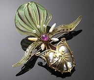 art nouveau.georges fouquet.brooch in iris shape