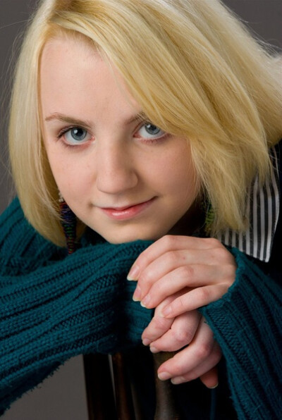 Evanna Lynch。卢娜，一直好喜欢这个姑娘。