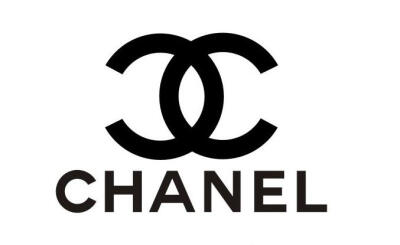 创始人Gabrielle Chanel香奈儿于1913年在法国巴黎创立香奈儿品牌。香奈儿的产品种类繁多，有服装、珠宝饰品及其配件、化妆品、香水，每一种产品都闻名遐迩，特别是她的香水与时装。 香奈儿(CHANEL)是一个有80多年经…