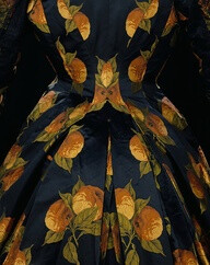 Dinner Dress with pattern of oranges, 1890-1895