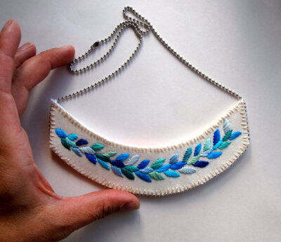 Embroidered jewelry blue necklace laurel leaf design with silver ball chain