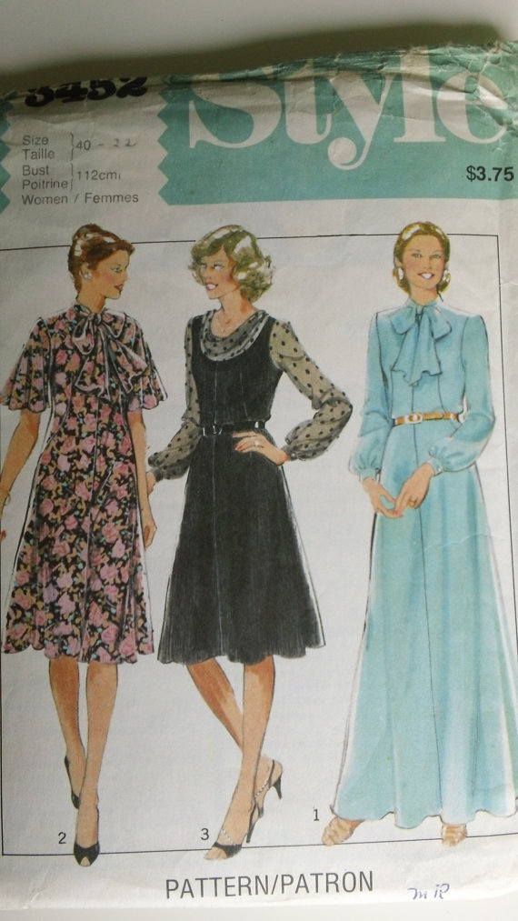 1980's Style pattern. 3452- Woman's dress- large plus size