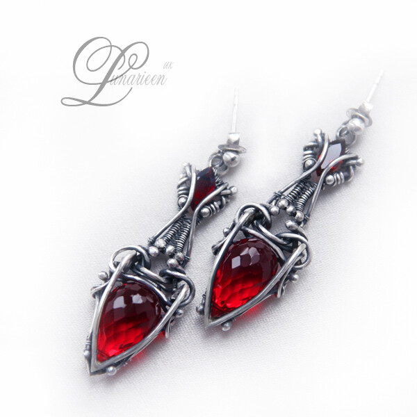 LANTHIRIEEL earrings