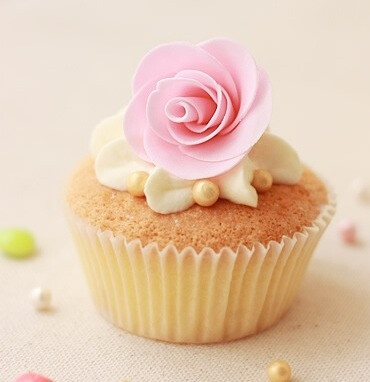 rose cupcake