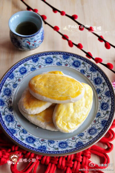 【牛舌饼】牛舌饼因形如牛舌而得名，一直很喜欢吃牛舌饼，喜欢它咸甜的口感。