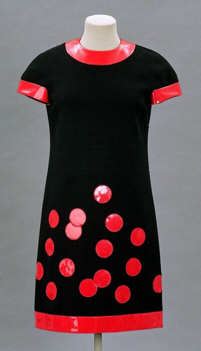 Dress Pierre Cardin, 1962 The Museum of Fine Arts, Boston