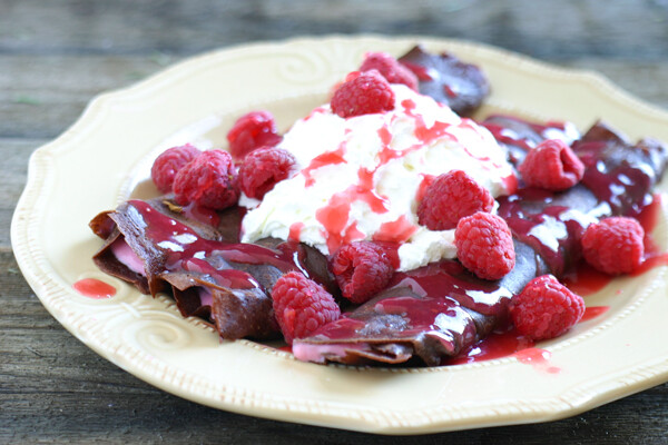 Chocolate crepes with raspberries