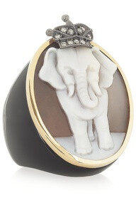 Amedeo | Sardonyx, gold and diamond elephant cameo ring | NET-A-PORTER.COM