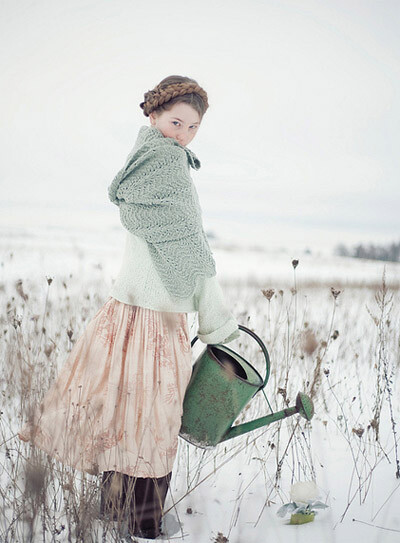 来自立陶宛的摄影师Loreta用美的像童话故事一样的照片为我们讲述着她所记录的春夏秋冬。