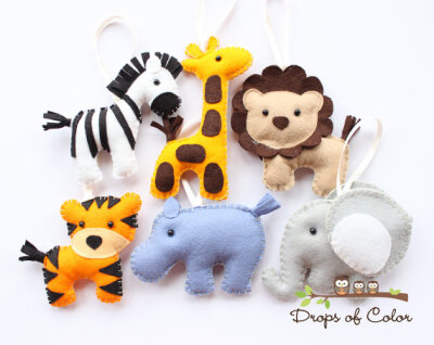 Six Felt Plush Toy Jungle Theme - Safari Ornaments - Lion, Zebra, Elephant, Tiger, Giraffe / Party or Baby Shower Favor - Nursery Decoration