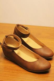 小圆头搭扣绑带内增高森林复古女鞋单鞋