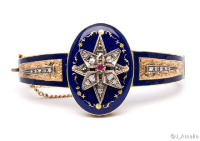 ....Victorian Enamel Star Bracelet。This stunning Victorian enamel bracelet dates to the 1880&#39;s.