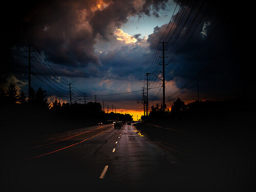 12879947068932、road、Sky、sunset、clouds