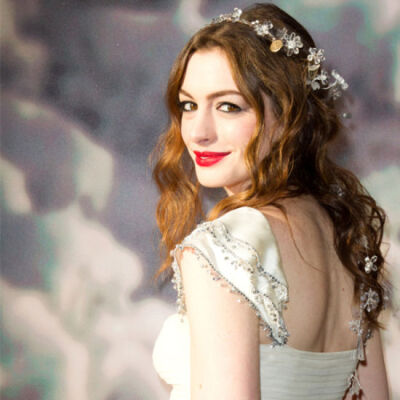 Anne Hathaway。princess look