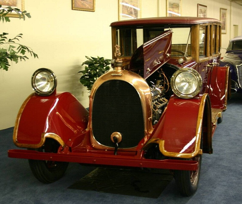 1921年的Heine-Velox 是极端昂贵和巨型的豪华汽车