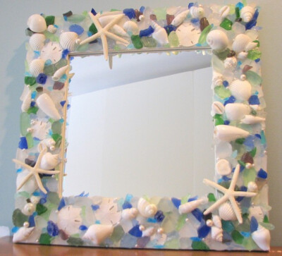 贝壳。镜子 http://www.etsy.com/listing/53967881/seashell-mirror-beach-decor-w-aqua-blue