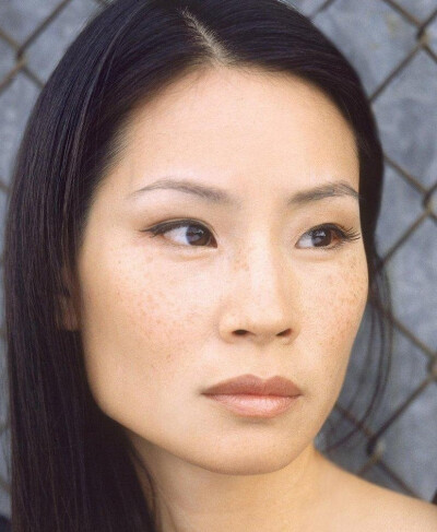 I have had the hugest crush on this woman when I saw her in Charlies Angles: Lucy Liu