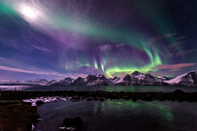 Dancing lights by *Trichardsen on deviantART