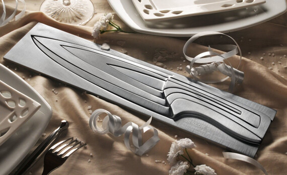 刀Kick Ass In The Kitchen With This 4-in-1 Knife Set by Brooke Dowd Sacco