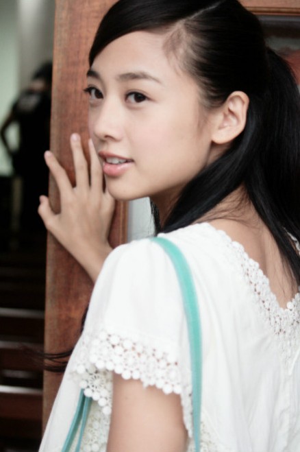 鬼鬼吴映洁 清新头像 壁纸