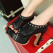2013春新款韩版欧美风格高跟铆钉鱼嘴女鞋粗跟松糕罗马凉鞋