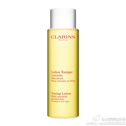 [X]Clarins-Toning Lotion With Camomile，俗称黄水 看名字就知道含有敏感皮和干皮爱的洋甘菊成分，除此之外还有维B和维E，帮助改善皮肤质量，维持皮肤平衡。老实说，虽然这款水号称是给干皮的，但并不够滋润。冬天的油皮和夏天的干皮刚刚好。回购的原因是因为小编是外油内干，而且喜欢它淡淡的药味。g