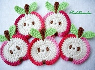 crochet applique apple