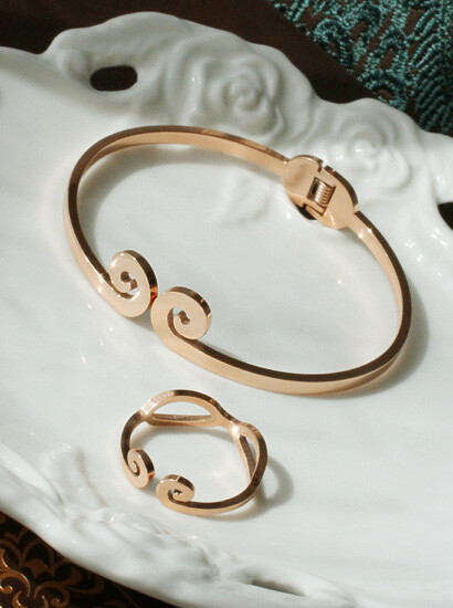 彭伯里西游钛钢k玫瑰金紧箍咒情侣戒指手镯