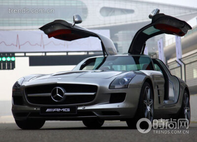 【起飞3.8秒 奔驰SLS AMG】&nbsp;……