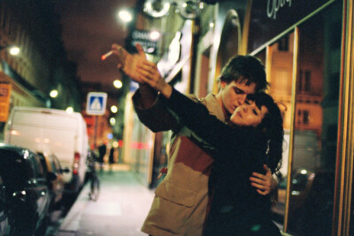 愚人节快乐。我不爱你了