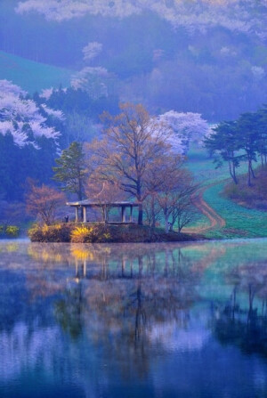 韩国梦幻湖,有点世外桃源的感觉