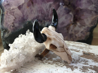 TAURUS / Bison Skull Bull Head Cattle Horn Statement Cocktail Ring, Southwest, Native, Wild West, Spring, Summer