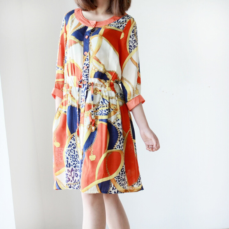上以和风色彩斑斓抽腰带清凉连衣裙灿烂的季节百件