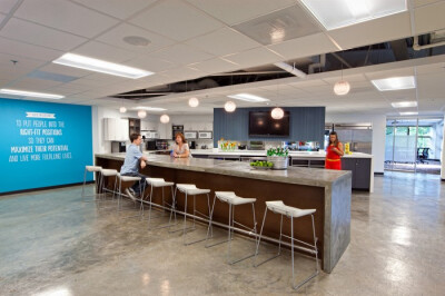 31955 700x466 Inside Snagajobs New Open and Collaborative Headquarters