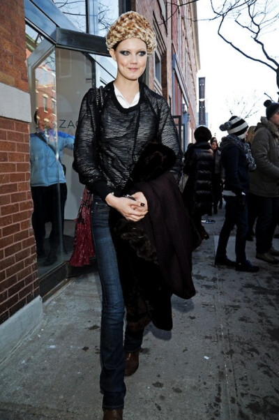 Streetstyle Lindsey Wixson