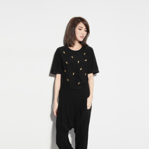 独家定制特金色小骷髅头刺绣短袖tee