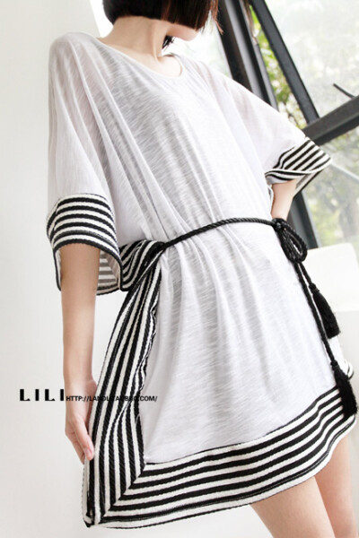 大牌设计感时尚简约条纹边大蝙蝠衫腰绳连衣裙