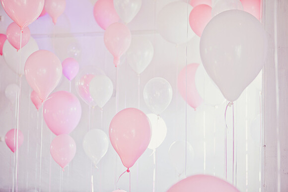 粉红色的甜蜜气球