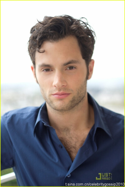 penn badgley.Dan~